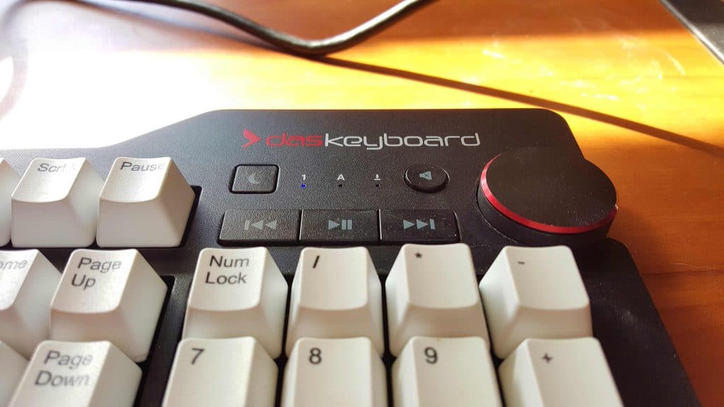 das keyboard media buttons