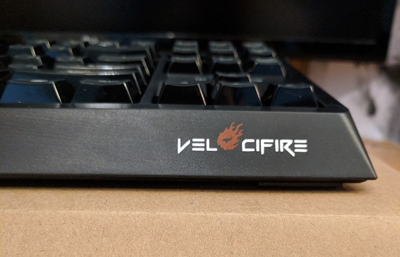 Wireless TKL01 Review and Unboxing Logo view